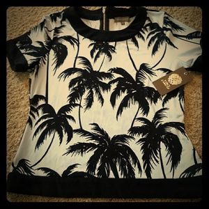 Vince Camuto Crop Tee